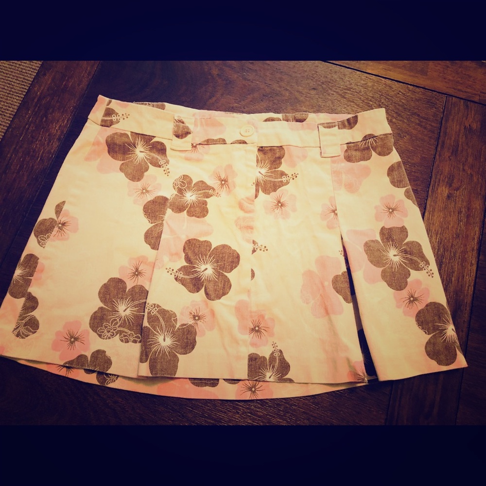 Hibiscus 🌺 skirt.